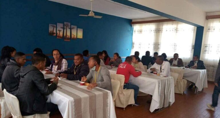 241695977_179005050974338_5254894924172958787_n