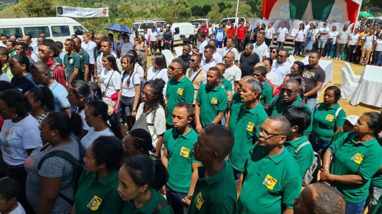 330526736_597715398521423_4891263636611776639_n