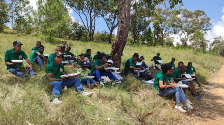 332119377_1321049775108563_7154542097435038210_n