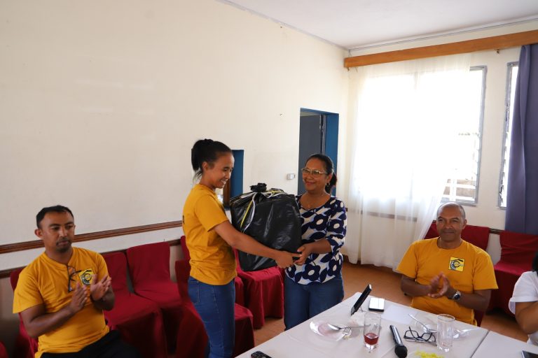 472788402_1054264093381588_808484190018911383_n